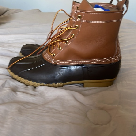 LL. Beans - Picture 4 of 5